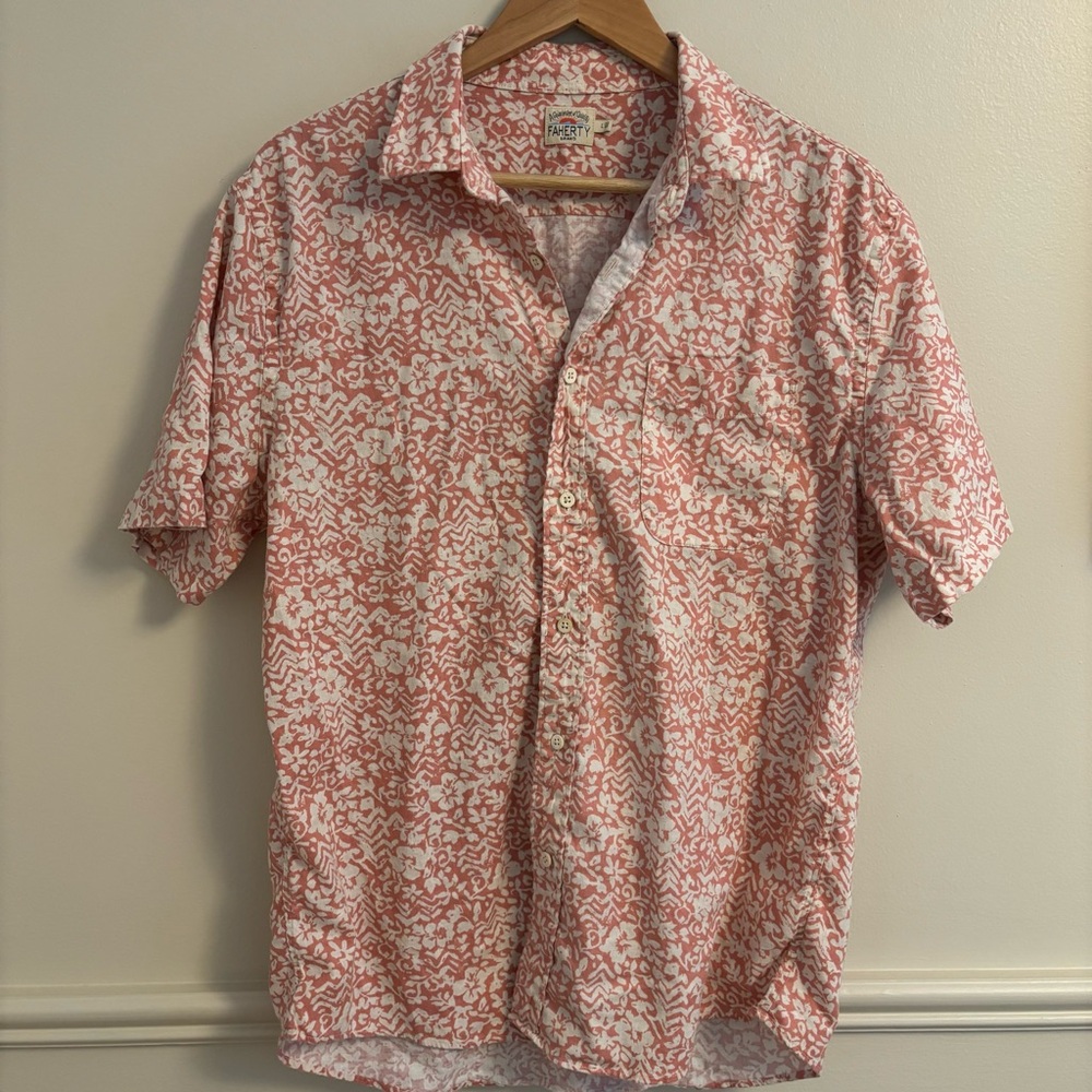 Faherty Coral Abstract Pattern Button Down Shirt
